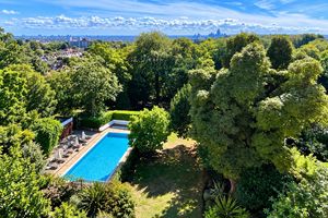 pool- click for photo gallery